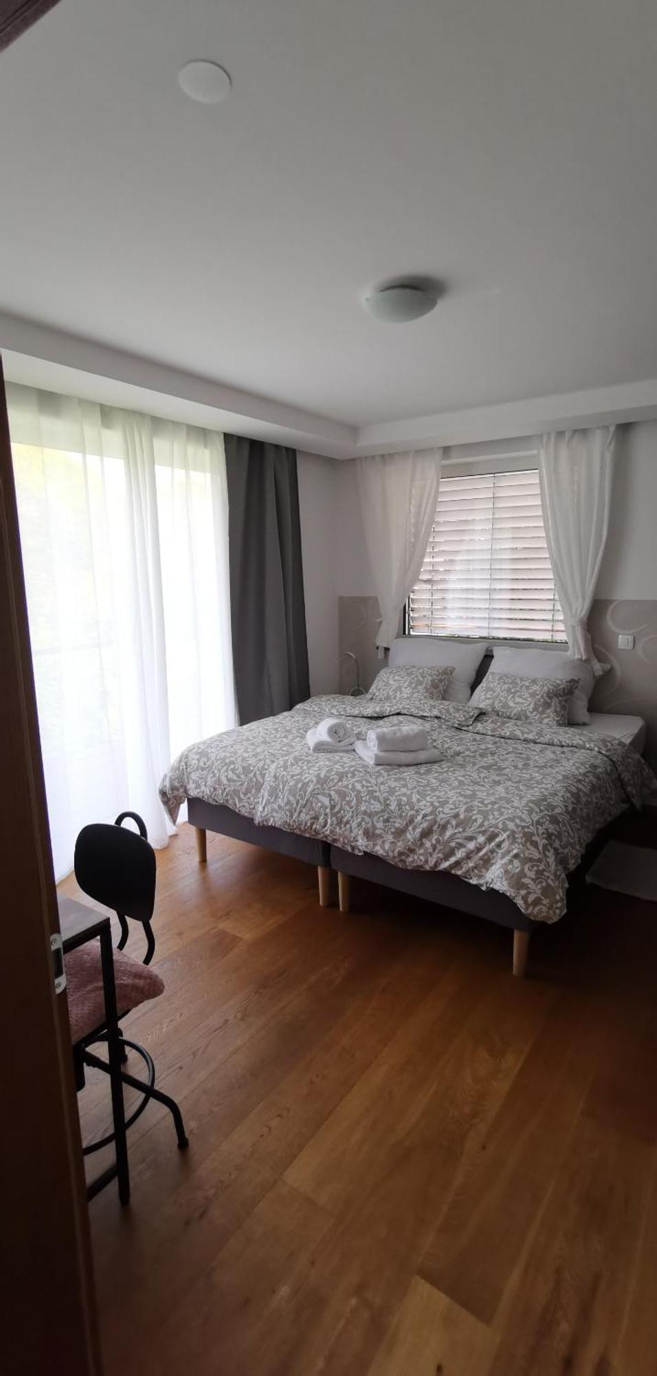 7th Mill Apartment *